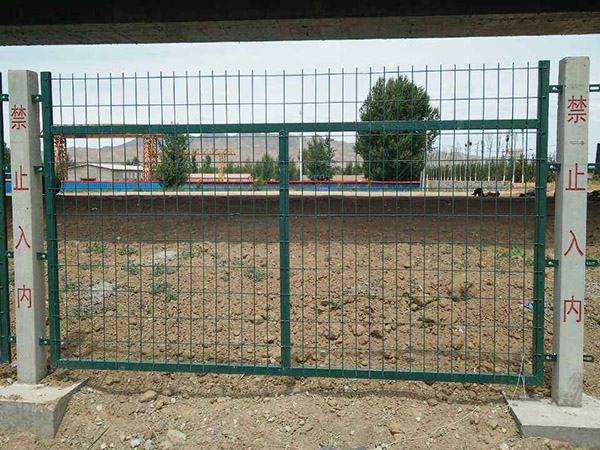 鐵路防護(hù)柵欄圖片4