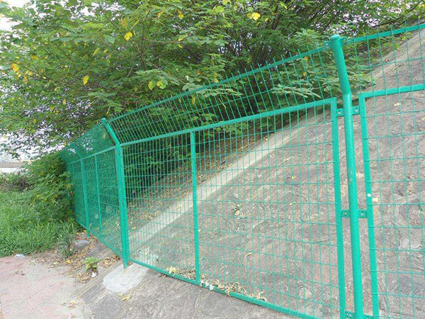 圈地用護(hù)欄網(wǎng)案例